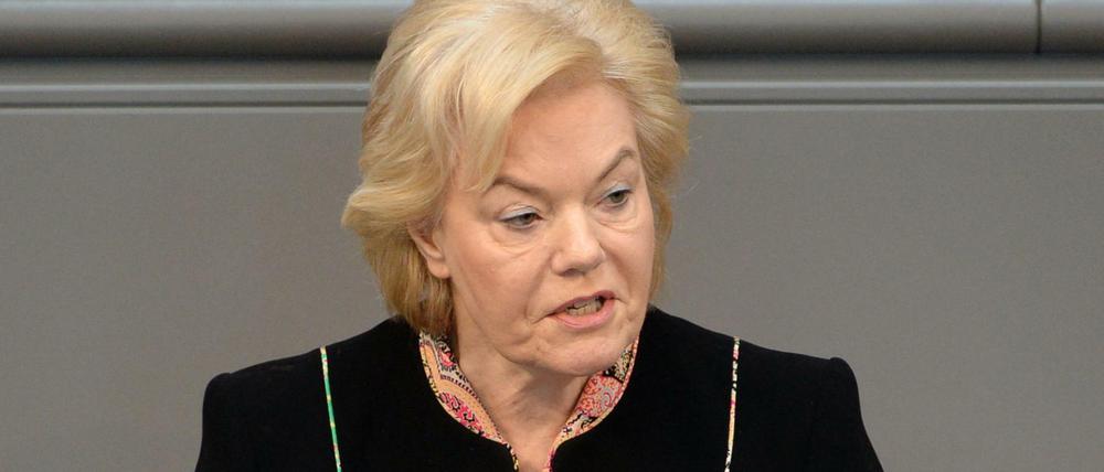 Die Bundestagabgeordnete Erika Steinbach (CDU) hat mit einem Foto-Kommentar zum Thema Flüchtlinge empörte Reaktionen hervorgerufen - auch bei Parteifreunden.