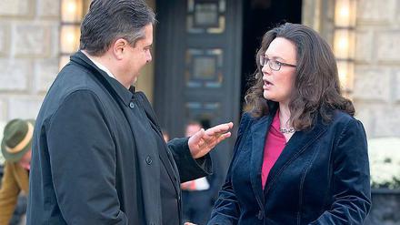 Stress-Symptome. Die Rentenreform ist hochkomplex. Jetzt wollen Sigmar Gabriel und Andrea Nahles sie eilig umsetzen – als Signal, dass sich die SPD und die Bundesregierung nicht nur um Flüchtlinge kümmern. 