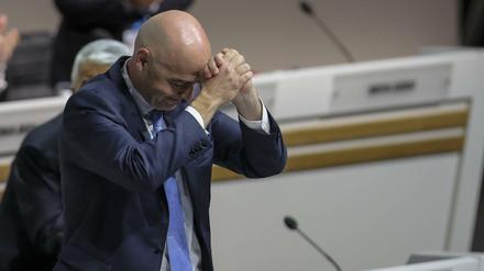 Dank an alle. Vor allem an jene, die sich für Wahlgeschenke interessieren. Gianni Infantino am Freitag in Zürich. 