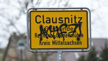 Das Ortsschild von Clausnitz