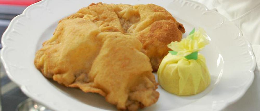 Die Nachfrage nach Schnitzeln bleibt in Berlins Kantinen und Restaurants der Region stabil.