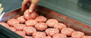 Hat die CDU einen Hack? Ihre Kieler Landtagsfraktion fordert eine Schweinefleisch-Pflicht in öffentlichen Kantinen des Landes. 