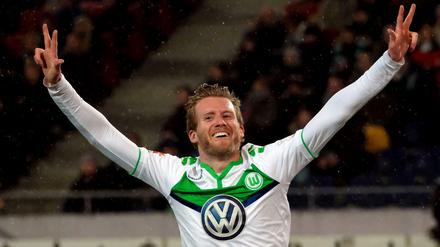 Ein Mann, drei Tore. André Schürrle entschied das Niedersachsen-Duell quasi im Alleingang.