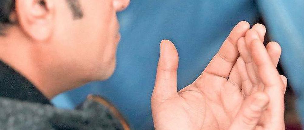 Auf und zu. Während die TU Berlin ihren Gebetsraum schließt, öffnet die Uni Köln einen Raum der Stille. 