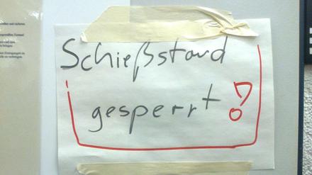 Alltag bei der Berliner Polizei: Der Schießstand ist wegen Giftbelastung gesperrt. 