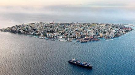 Statt Palmenstrand. In der Hauptstadt Malé gibt es viele Jugendbanden und Drogen. Hier lassen sich Touristen kaum blicken.