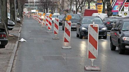 Auf dem Brunsbütteler Damm stauen sich wieder die Fahrzeuge.
