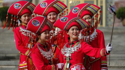China senkt seine Wachstumsprognose auf 6,5 bis 7 Prozent - das wäre das niedrigste Wachstum seit Anfang der 1990er.