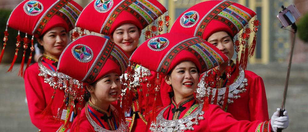 China senkt seine Wachstumsprognose auf 6,5 bis 7 Prozent - das wäre das niedrigste Wachstum seit Anfang der 1990er.