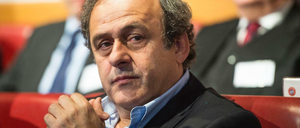 Zieht vor den Cas: Michel Platini.