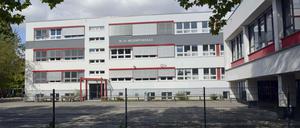 Die Wolfgang-Amadeus-Mozart-Schule in Hellersdorf. 