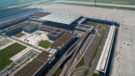 Darum geht's. Das Terminal rechts im Bild wird verlängert.