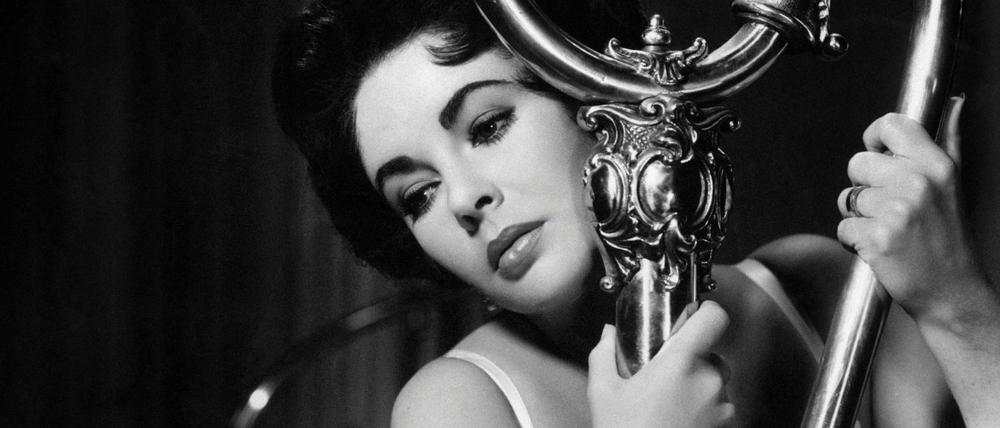 Elizabeth Taylor, 1958 in "Cat on a Hot Tin Roof".