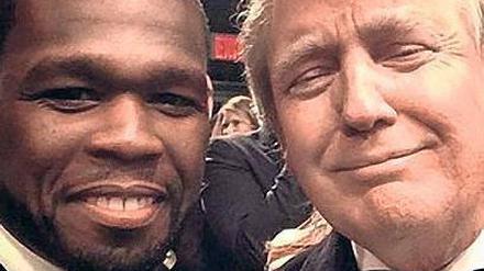 50 Cent mit Donald Trump - ein Selfie.