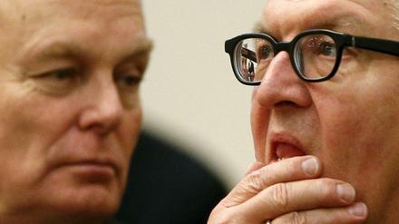 Bundesaußenminister Frank-Walter Steinmeier (rechts) und sein französischer Kollege Jean-Marc Ayrault 