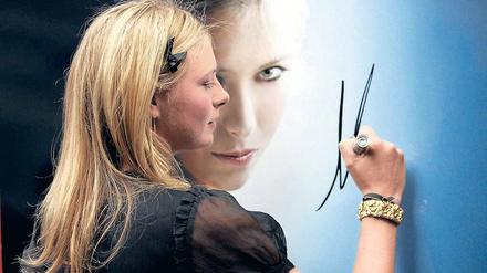 Eine eigene Marke. Maria Scharapowa war bisher ein Geschenk für Sponsoren. Das hat sich nun geändert. 