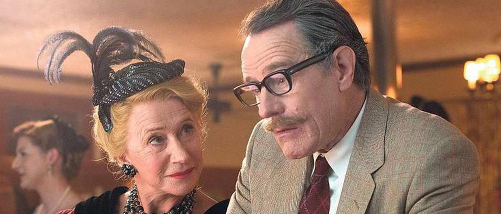 Ach, übrigens. Klatschkolumnistin Hedda Hopper (Helen Mirren) und Dalton Trumbo (Bryan Cranston).