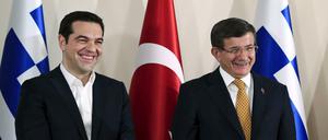 Griechenlands Ministerpräsident Alexis Tsipras und Türkeis Regierungschef Ahmet Davutoglu. 