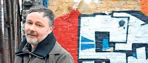 Im Ruheraum. Tim Gane zog vor elf Jahren von London nach Berlin. 