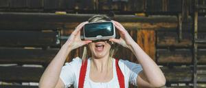 "Bayerisch Reality": Die Ammergauer Alpen GmbH wirbt auf der ITB mit einem 3-D-Film.