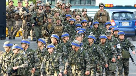 An dem Manöver nehmen 17.000 US-Soldaten und 300.000 Südkoreaner teil.