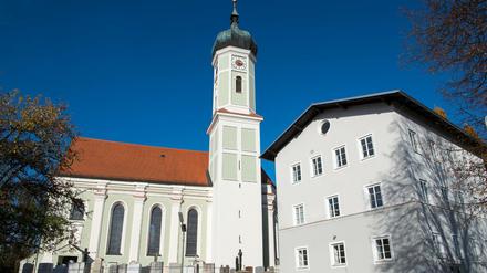 Die Katholische Pfarrkirche von Zorneding.
