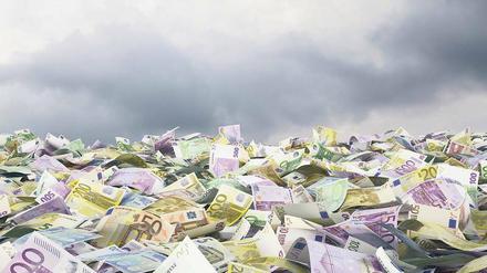 Die EZB flutet den Markt weiterhin mit viel billigem Geld. Und das für längere Zeit, so sagt EZB-Chef Mario Draghi.