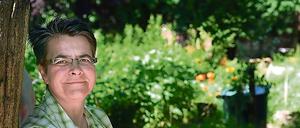 Im Clinch mit dem Innensenator Frank Henkel: Bezirksbürgermeisterin Monika Herrmann - hier im Bethanien Park. 