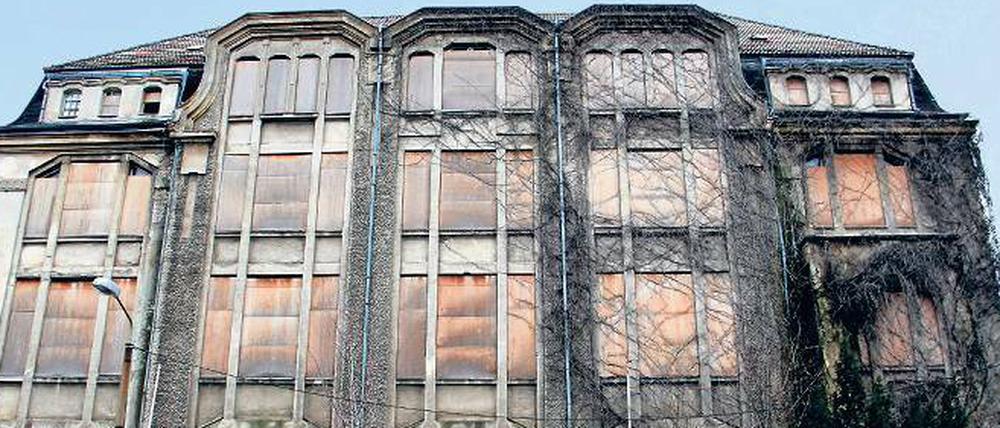 Ein leicht morbider Charme geht von der „Villa Heike“ aus. Die ehemalige Maschinenfabrik soll nun zu einer Kreativfabrik werden.