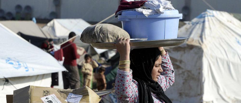 Frauen und Mädchen der Jesiden sind Verfolgung und Gewalt der Terrormiliz IS ausgesetzt.