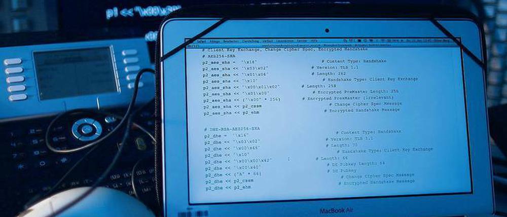Angriff übers Internet: Russland setzt offenbar verstärkt Hacker auf deutsche Firmen an.