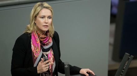 Bundesfamilienministerin Manuela Schwesig bei einer Debatte im Bundestag, wenige Tage bevor sie Ende Januar in Mutterschutz ging.
