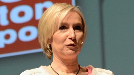 Moderatorin Babette von Kienlin (damalige Einstmann) präsentiert am 24.01.2013 in Stuttgart (Baden-Württemberg) die Preisverleihung "Die besten Autos 2013". Die ZDF-Moderatorin hat bei laufender Sendung einen Schwächeanfall erlitten.