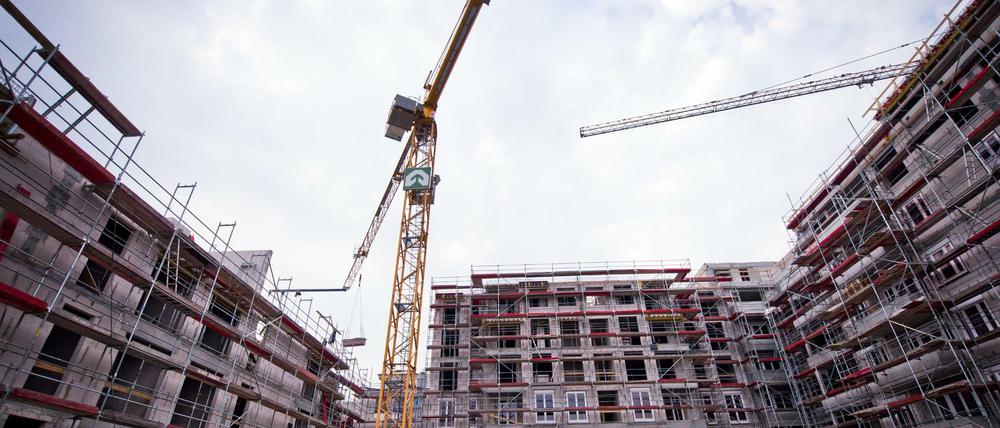 Berlins Bausenator Andreas Geisel will mit Wohnungsneubau gegen steigende Mieten kämpfen.