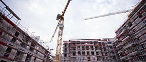 Berlins Bausenator Andreas Geisel will mit Wohnungsneubau gegen steigende Mieten kämpfen.
