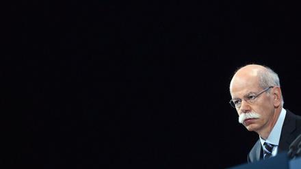 Daimler-Vorstandschef Dieter Zetsche war 2015 der bestbezahlte erste Mann der 30 größten im Deutschen Aktienindex Dax vertretenen Konzerne.