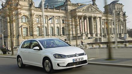 Anfang 2015 gab es 18 948 elektrische Bestandsautos wie den E-Golf in Deutschland, bei 44,4 Millionen Pkw insgesamt. 