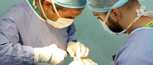 Kosmetik mit Skalpell. Die Kunden der Schönheitschirurgen werden immer älter.