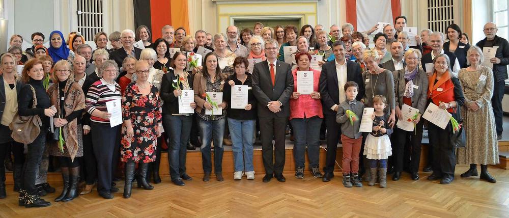 Bürgermeister Kleebank empfing die Ehrenamtlichen im Bürgersaal.