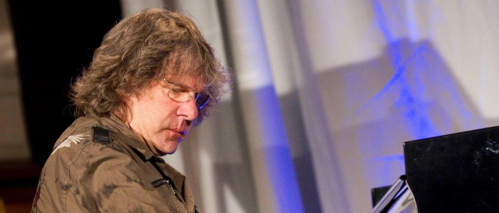 Der britische Keyboarder Keith Emerson, Mitgründer von Emerson, Lake & Palmer, ist tot.