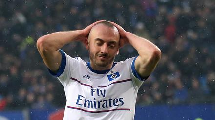 Für Hamburgs Josip Drmic ist die Saison gelaufen.