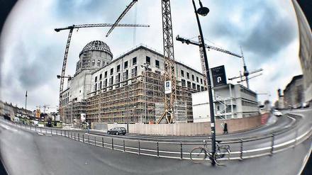 Berlin ist eine Kugel. Das Humboldt-Forum aus der Fisheye-Perspektive.