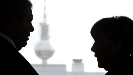 Sigmar Gabriel (SPD) und Angela Merkel (CDU) und ihre Parteien stehen vor großen Herausforderungen, wenn sie weiter Volksparteien bleiben wollen. 