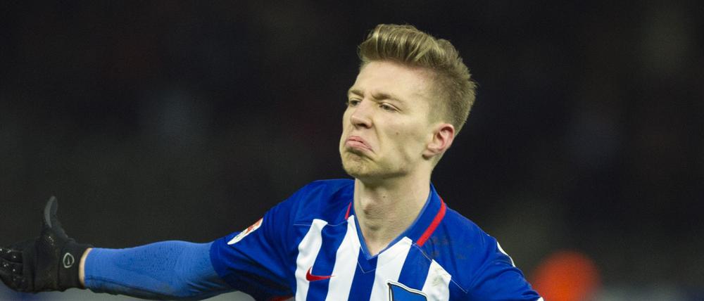 Herthas Mitchell Weiser hofft auf eine Berufung in die Nationalelf.
