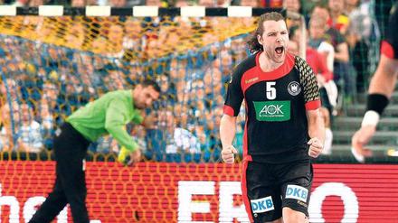 Wiederholung erwünscht. Johannes Sellin will gegen Katar wieder jubeln. Foto: dpa/Woitas