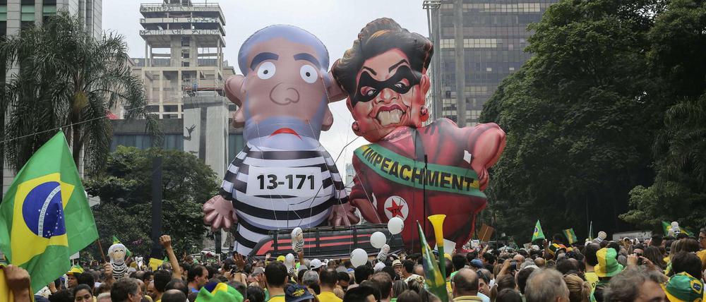 In Brasilien nehmen die Proteste gegen Präsidentin Dilma Rousseff zu. 