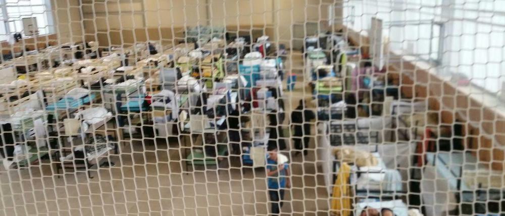 Blick in die Karlshorster Unterkunft: Es gibt wenig Privatsphäre.