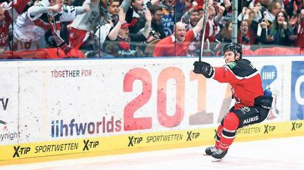 Kurvenstar. Der frühere Berliner Shawn Lalonde will gegen die Eisbären nur die Fans der Haie zum Rasen bringen. 
