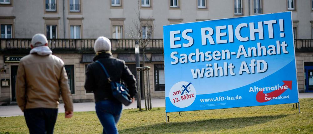 Wahlplakat der Alternative für Deutschland (AfD) fuer die Landtagswahl in Sachsen-Anhalt in Merseburg bei Halle an der Saale.