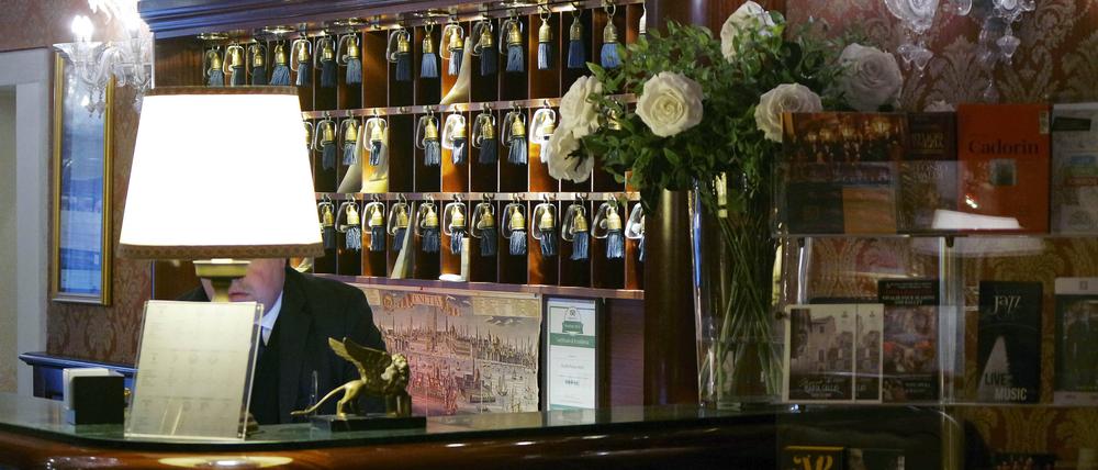 Incognito. Wer möchte, kann seine konventionelle Identität an der Hotelrezeption ablegen.